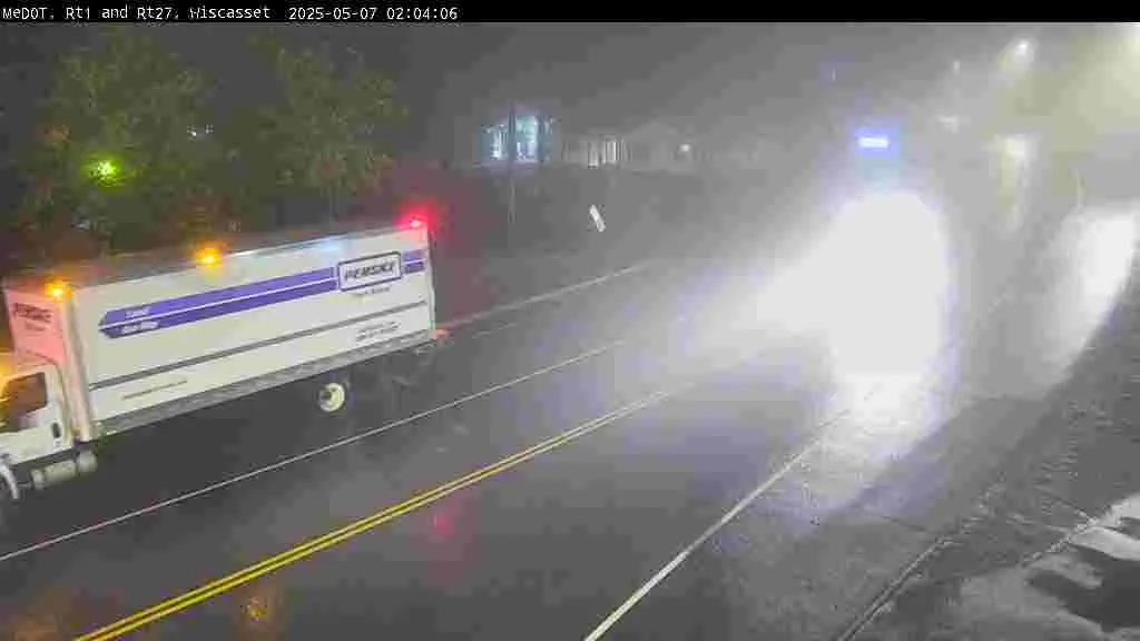 MAINE TRAFFIC WEBCAMS WISCASSET MAINE WEBCAM - US-1 TRAFFIC wiscasset maine webcam - us-1 traffic